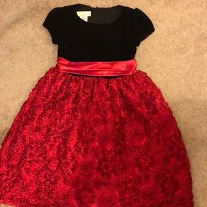 Girl’s red and black dress❤️🖤